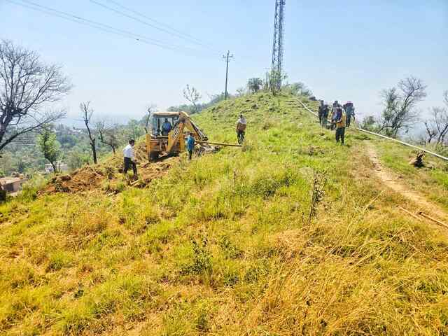सोलह सिंगी धार में बन रहा खेल मैदान सुंदरता में दिलाएगा धर्मशाला क्रिकेट मैदान की याद
