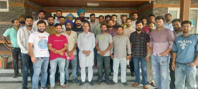 कांग्रेस के बड़े नेता कारवाई न करने के लिए प्रशासन को डराते व दबाव बनाते हैं: भाजपा युवा मोर्चा