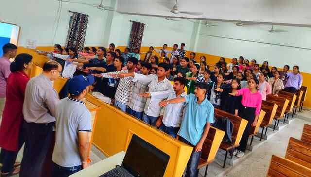 नशे के खिलाफ एकजुट हुआ बंगाणा कॉलेज: युवाओं ने उठाया जागरूकता का परचम