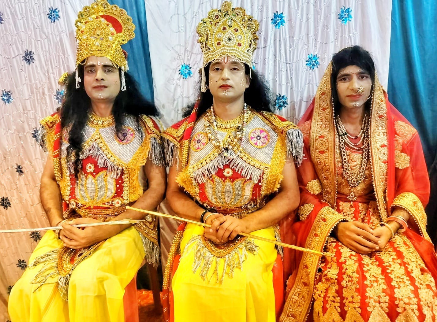 बंगाणा के श्री राम नाटक क्लब हटली में प्रभु श्री राम जी को हुआ 14 वर्षों के वनवास, भावुक हुआ पंडाल