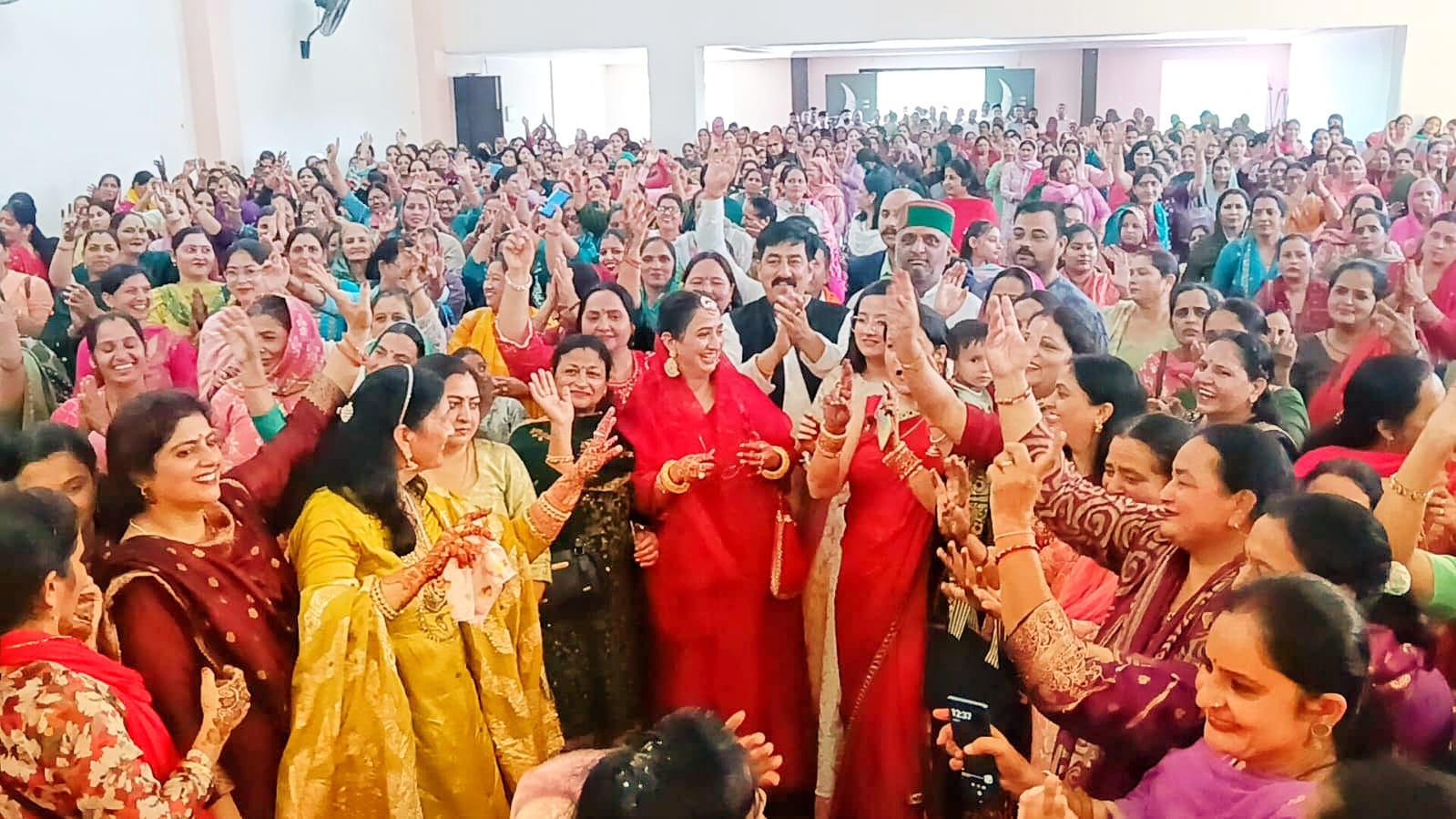 होटल हवेली में अखंड सौभाग्य उत्सव, मृदु शर्मा का शक्ति प्रदर्शन