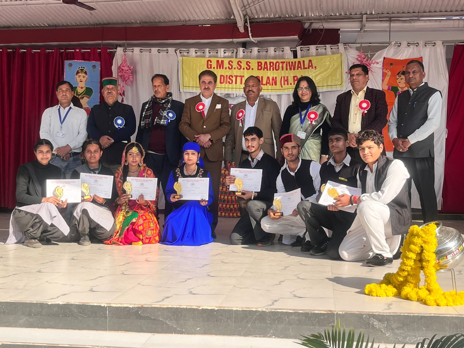 बरोटीवाला स्कूल में मनाया गया वार्षिक पारितोषिक वितरण समारोह