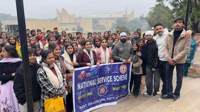 महाविद्यालय ऊना की राष्ट्रीय सेवा योजना इकाई द्वारा छात्रों को विरासत ए खालसा का भ्रमण करवाया