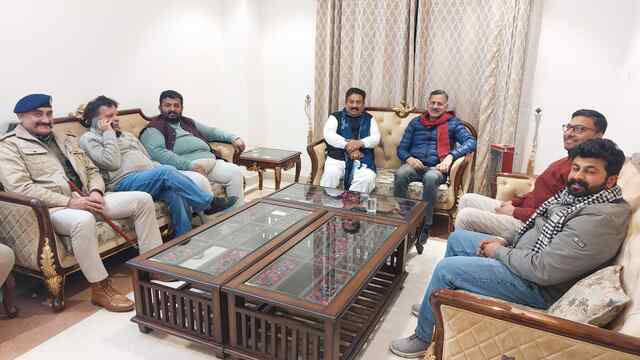तकनीकी शिक्षा मंत्री का ऊना पहुंचने पर गर्मजोशी भरा स्वागत, 26 जनवरी को छात्र स्कूल ऊना में फहराएंगे राष्ट्रीय ध्वज