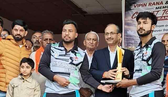 जलग्रां टब्बा में हर्ष-विपन मेमोरियल क्रिकेट प्रतियोगिता, बीटन टीम बनी विजेता