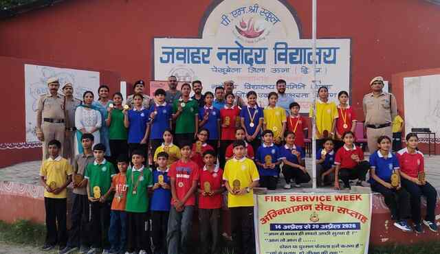 आग के प्रति  जागरूकता अभियान के तहत स्कूलों में हो रही प्रतियोगिताएं