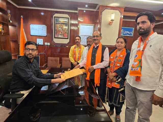 ऊना विधानसभा से भाजपा समर्थित जिला परिषद प्रत्याशियों ने भरा नामांकन