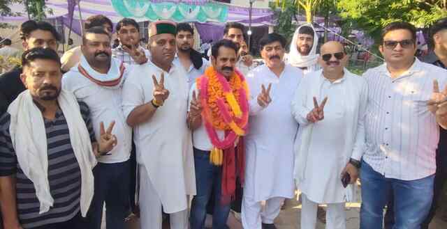 कुटलैहड़ के जिला परिषद वार्ड टक्का में कांग्रेस समर्थित सुमित शर्मा की शानदार जीत