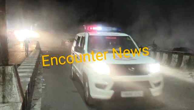 Jalandhar: दोमोरिया पुल के पास घास को लगी आग, धुएं के पास से गुजरा CM का काफिला, देखें वीडियो
