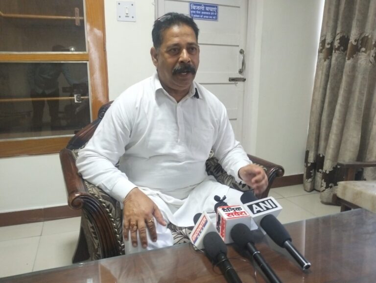 कामरेड जगत राम द्वारा जारी ब्यान से इंटक का कोई लेना देना नही: नरेश ठाकुर 