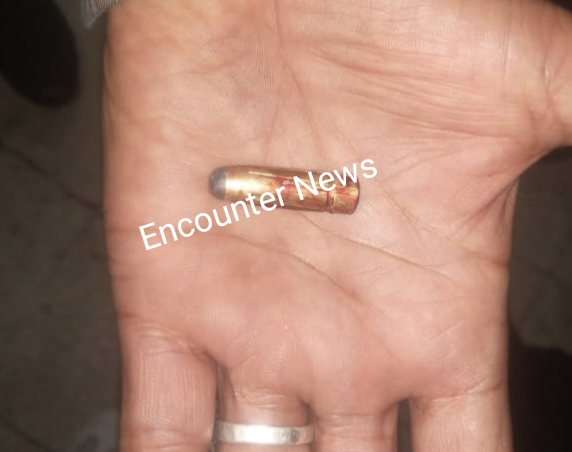 Jalandhar News: सरेआम नौजवान को गोलियां मारकर हमलावर फरार, हालत गंभीर, देखें वीडियो
