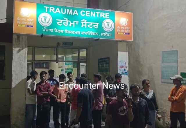 Jalandhar News: सिविल अस्पताल में ऑक्सीजन सप्लाई में आई कमी, 3 मरीजों की मौत, देखें वीडियो