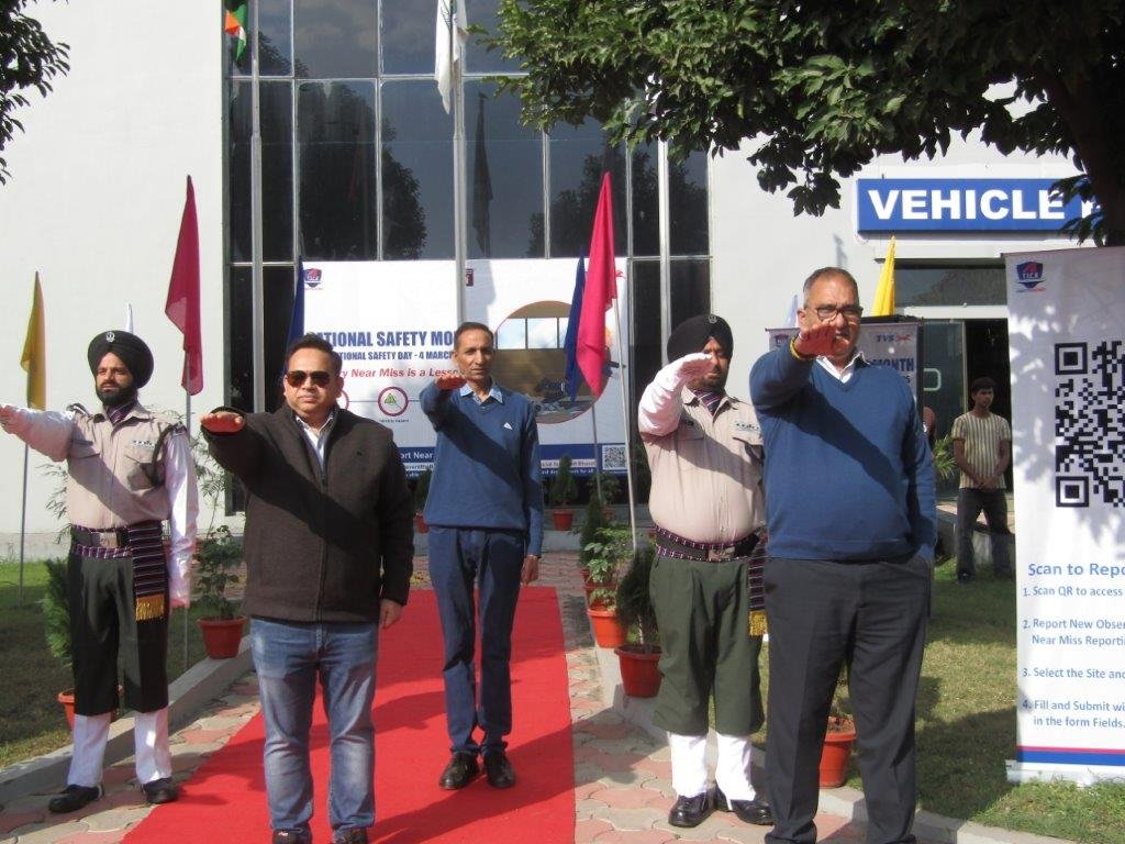 टीवीएस मोटर कंपनी भाटिया ने मनाया राष्ट्रीय सुरक्षा दिवस