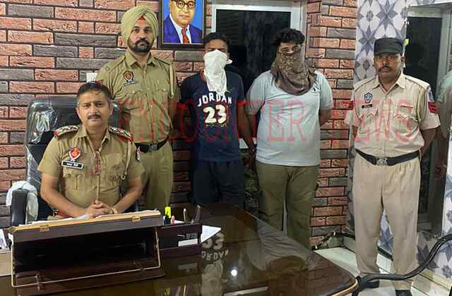 Jalandhar: गाड़ी पर जाली नंबर प्लेट लगाकर घूम रहे 2 आरोपी गिरफ्तार