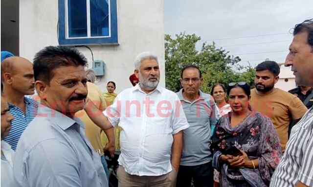 Punjab News: एक्शन में आए कैबिनेट मंत्री लालचंद कटारूचक, अधिकारियों को दिए आदेश, देखें वीडियो