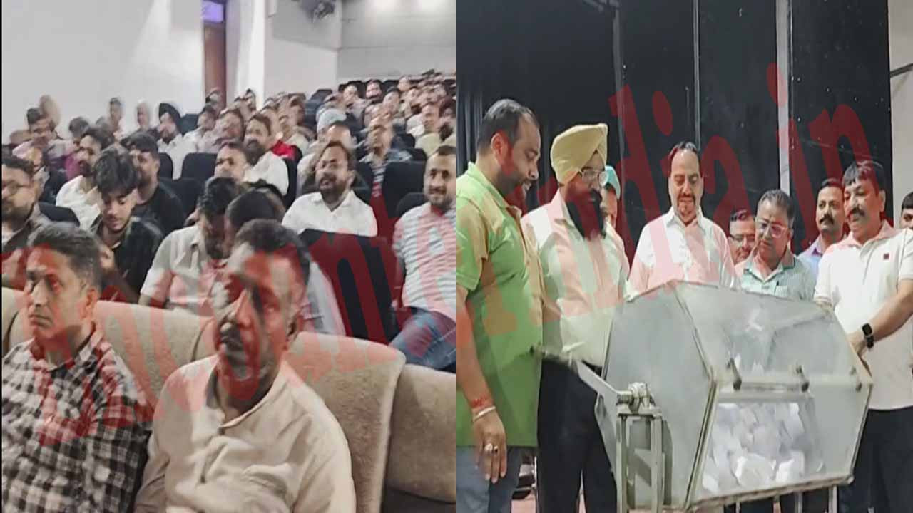 Jalandhar News: रेडक्रॉस भवन में निकाले गए 20 पटाखा व्यापारियों के ड्रॉ, देखें Live