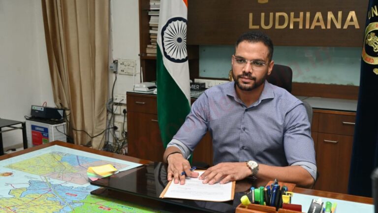 लुधियाना के नए DC Jitendra Jorwal ने संभाला पदभार: कहा- भ्रष्टाचार पर कसी जाएगी नकेल, देखें वीडियो