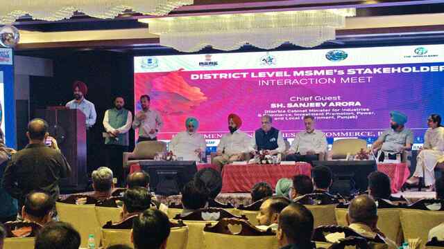 Punjab News: पंजाब में ₹1300 करोड़ से 2120 किमी सड़कें बनेंगी, नई इंडस्ट्रियल पार्क नीति जल्द: मंत्री संजीव अरोड़ा