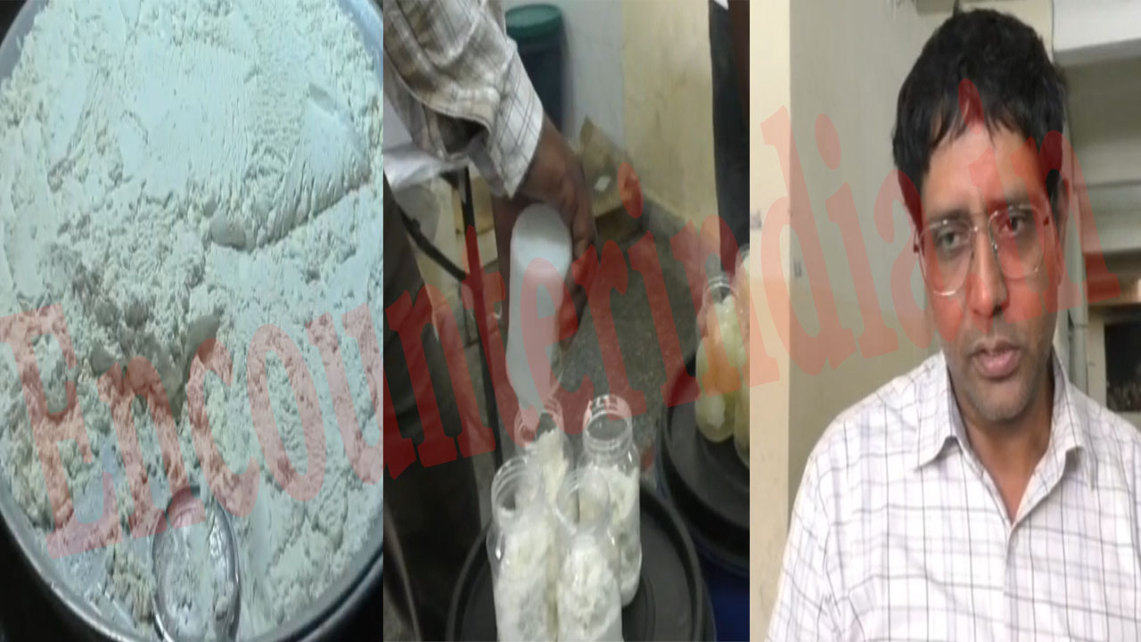 Punjab News: त्योहारी सीजन में स्वास्थ्य विभाग सतर्क, मिठाई की फैक्ट्रियों में की छापामारी, देखें वीडियो