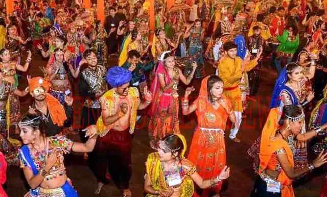 गरबा आयोजकों ने जारी की Guidelines, गैर हिंदुओं को नहीं मिलेगी एंट्री