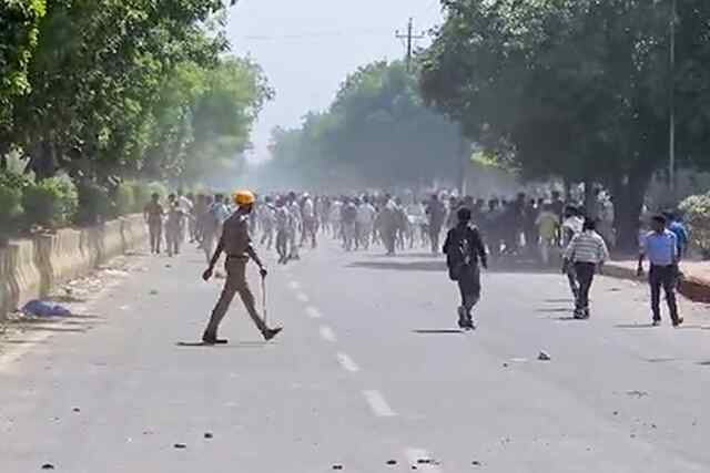 नोएडा हिंसा मामले में STF की बड़ी कार्रवाई, मुख्य आरोपी गिरफ्तार