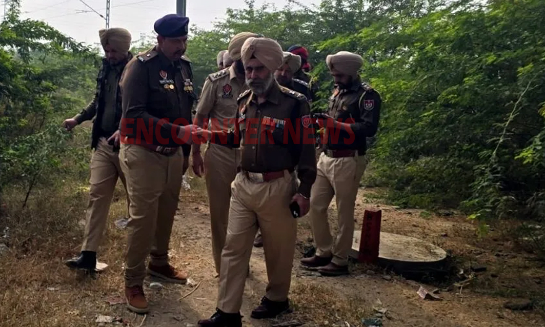 Punjab News: SSP Gurmeet Singh सहित 200 पुलिस कर्मियों ने की 49 ठिकानों पर छापेमारी