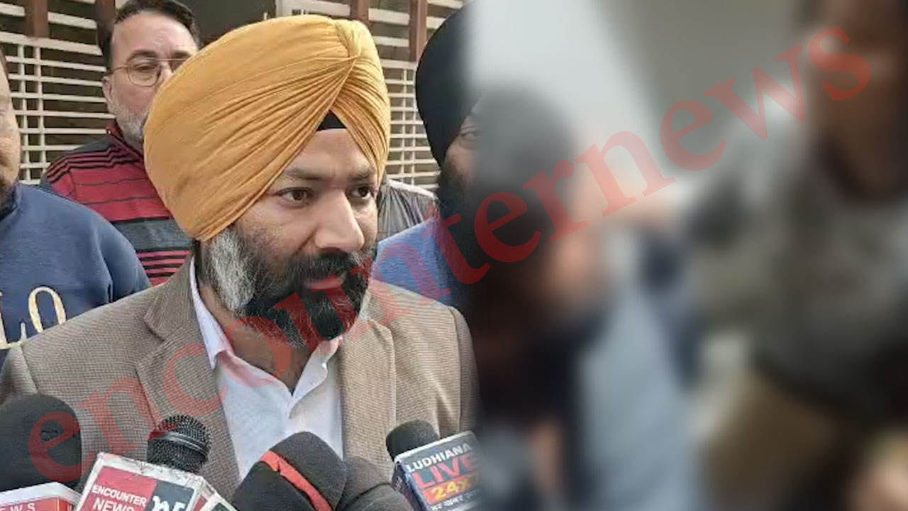 Punjab News: नाबालिग युवती को अगवा करने का प्रयास, परिवार ने लगाए आरोप, देखें वीडियो