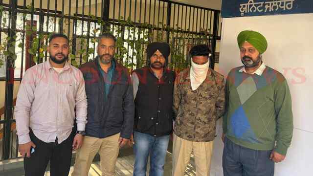 Punjab News : विजीलैंस ब्यूरो ने नायब कोर्ट को 8000 रुपए रिश्वत लेते किया गिरफ्तार
