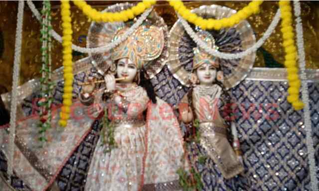 Punjab News: इलाके में भव्य तरीके से मनाई जाएगी जन्माष्टमी, दुल्हन की तरह सजे मंदिर, देखें वीडियो