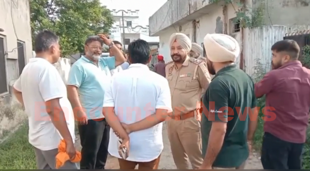 Punjab News: इस इलाके में आबकारी विभाग का छापा, सरकारी प्राइमरी स्कूल से मिली लाहन, देखें वीडियो
