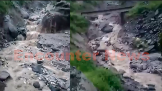 कुदरत का कहरः अब इस इलाके में फटा बादल, घरों को करवाया गया खाली, देखें वीडियो