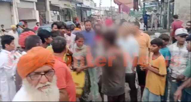 Punjab News: Phone छीनकर भाग रहे बाइक सवार लुटेरे काबू, हुई छित्तर परेड, देखें वीडियो