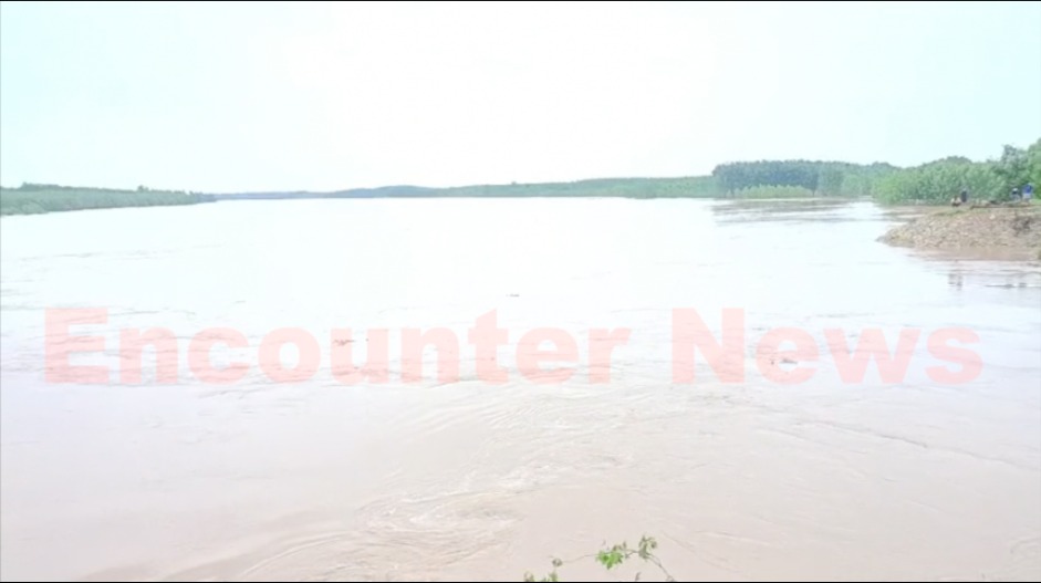 Punjab News: सतलुज दरिया में पानी छोड़ने से लोगों की बढ़ी चिंता, देखें वीडियो