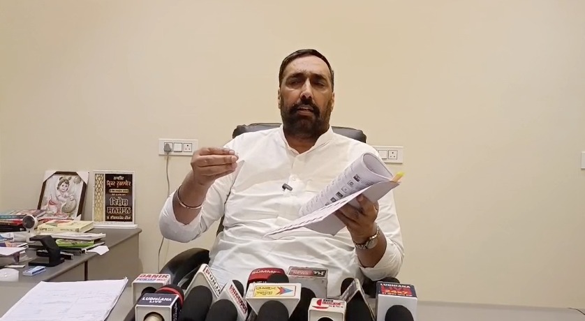 Punjab News: हलका दक्षिणी के Congress Incharge ने लगाए वोटर सूची में धांधली के आरोप, देखें वीडियो