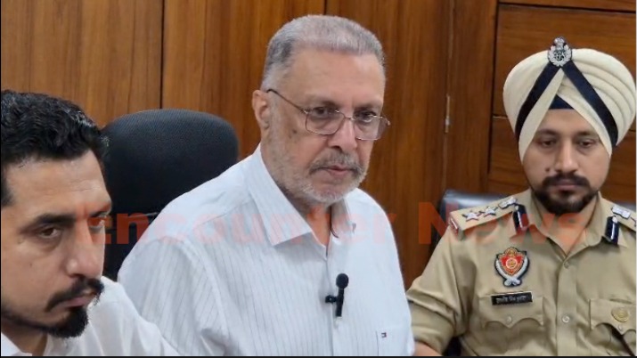 Punjab News: DIG भुल्लर की गिरफ्तारी को लेकर स्वास्थ्य मंत्री ने केंद्र पर साधा निशाना, दिया बड़ा बयान, देखें वीडियो