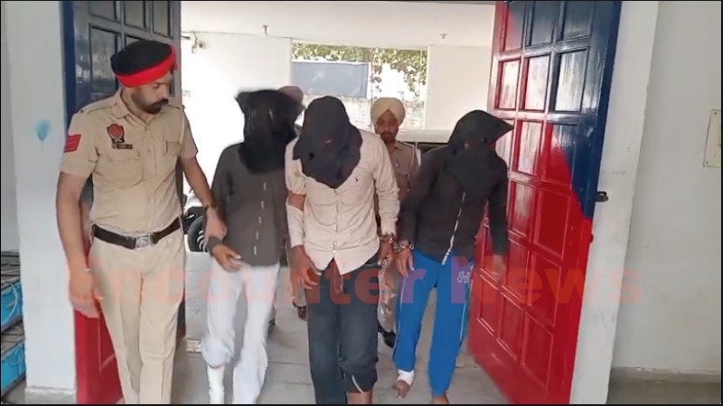 Punjab News: दुकान पर Petrol Bomb फेंकने वाले 3 आरोपी गिरफ्तार, देखें वीडियो