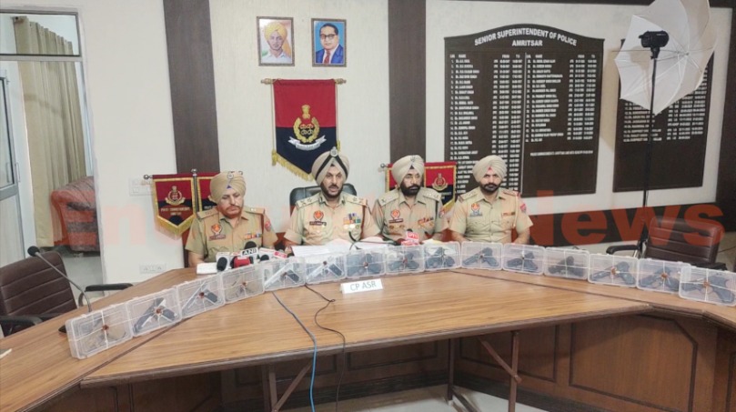 Punjab News: 15 हाईटेक पिस्तौलों के साथ 7 आरोपी गिरफ्तार, देखें वीडियो