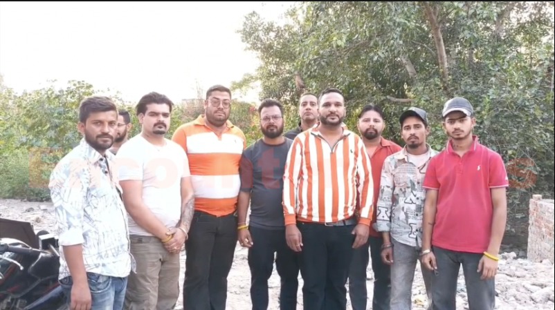 Punjab News: इस इलाके में गौवंश को मारने की कोशिश, गौरक्षा संगठनों ने जताया विरोध, देखें वीडियो