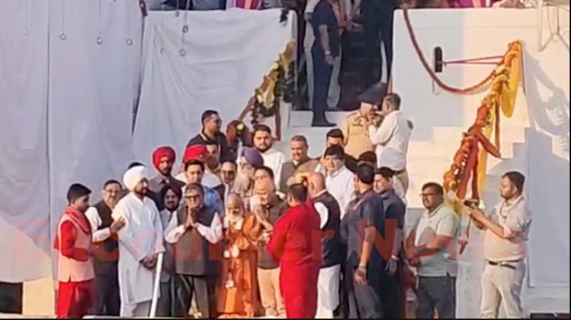 Jalandhar News: श्री देवी तालाब मंदिर में शुरू हुई कार सेवा, लोगों में उत्साह, देखें वीडियो