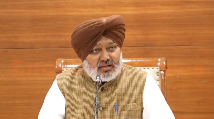 पंजाब कैबिनेट की बैठक में इन फैसलों को मिली मंजूरी, वित्त मंत्री ने दी जानकारी, देखें Live