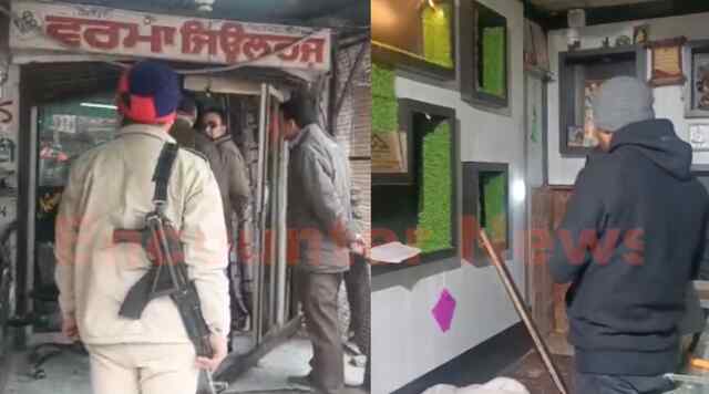 Punjab News: 14 चोर Verma Jewellers की दुकान खाली करके हुए फरार, लाखों का हुआ नुकसान, देखें वीडियो