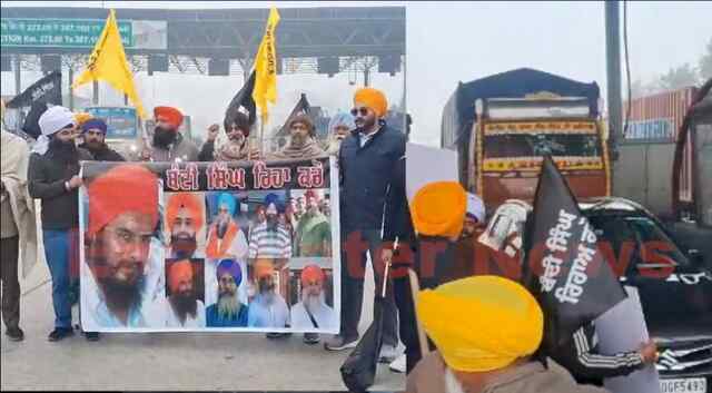Punjab News: लाडोवाल Toll Plaza को किसानों ने करवाया Free, देखें वीडियो
