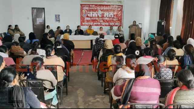 Jalandhar News: आंगनवाड़ी यूनियन का ऐलान, वीरवार को बंद किए जाएंगे मुख्य मार्ग, देखें वीडियो