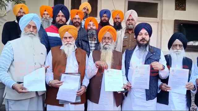 Punjab News: हरविंदर सरना के बयान के खिलाफ अकाल तख्त साहिब पहुंची DSGMC, की ये मांग, देखें वीडियो