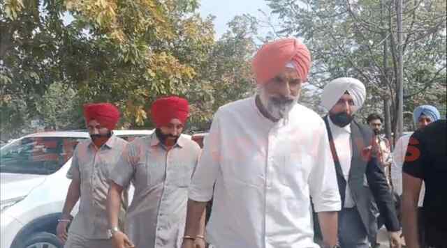 Punjab News: आय से अधिक संपत्ति मामले में Court पहुंचे Bikram Majithia, अब इस दिन होगी सुनवाई, देखें वीडियो