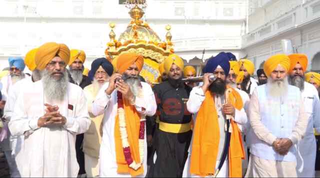 Punjab News: श्री अकाल तख्त साहिब से खालसाई मार्च शुरू, श्रद्धालुओं ने किया भव्य स्वागत, देखें वीडियो