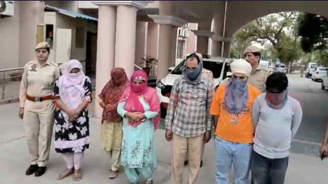 Punjab News: 4 घंटे में सुलझी Honeytrap मामले की गुत्थी, 3 महिलाओं सहित 6 गिरफ्तार, देखें वीडियो