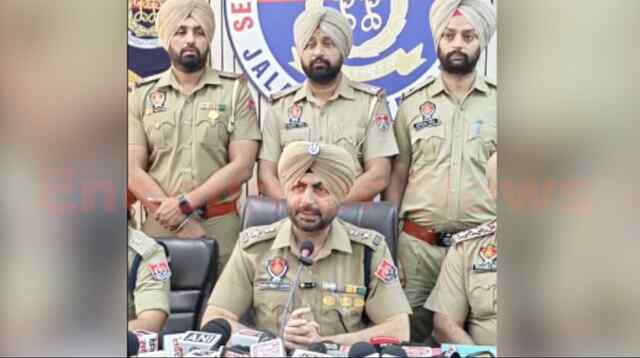 Jalandhar News: UP से लाकर अवैध असलहों की सप्लाई करता आरोपी गिरफ्तार, देखे Live