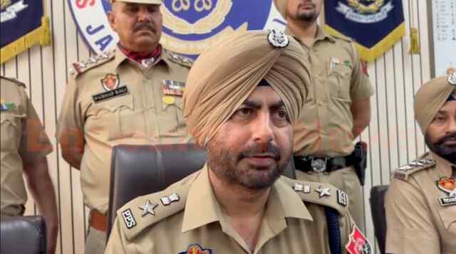 Jalandhar News: पुलिस को मिली 16 नई Emergency गाड़ियां, अब शरारती अनंसरों की बढ़ेगी चिंता, देखें वीडियो