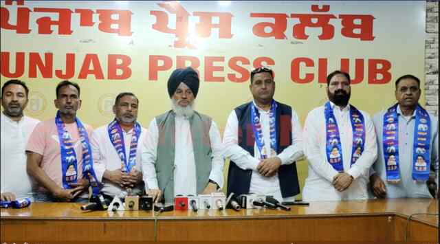 Jalandhar News: बूटा सिंह साथियों सहित BSP में हुए शामिल, देखें वीडियो